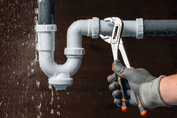 Professional Leak Detection technician working in Long Island, VA